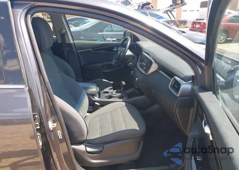 2016 Kia Sorento 2.4L Lx z USA, uszkodzony, nr VIN 5XYPGDA33GG010018